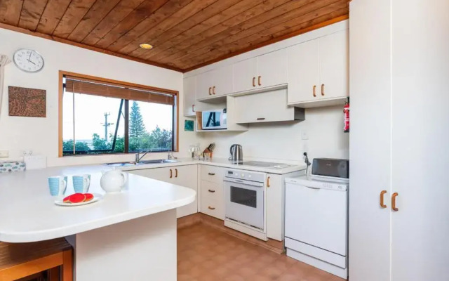 Talinga Ocean Views - Mangawhai Holiday Home