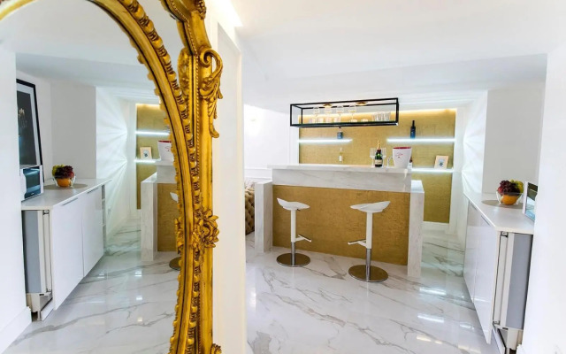 Sinagoga JACUZZI SUITE