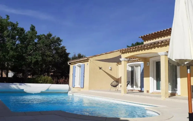 Authentique mas avec piscine en Provence