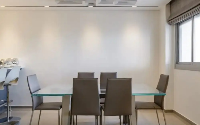 Stav Rentals Tel Aviv Sea View Apartment