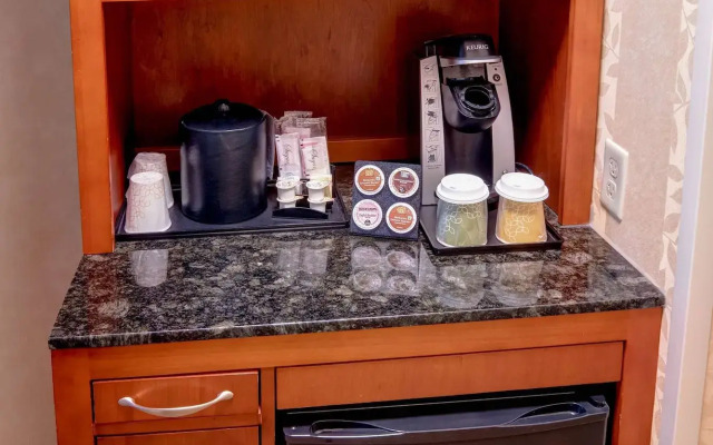 Hilton Garden Inn Lakewood