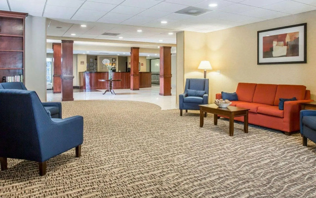 Comfort Suites Atlanta Airport
