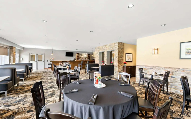 Best Western Plus Nor' Wester Hotel & Conference Centre