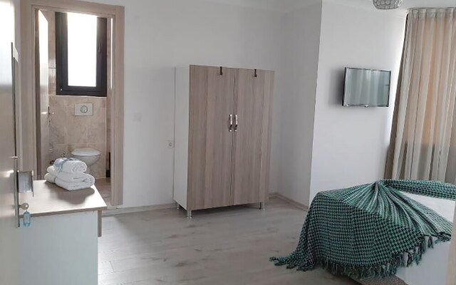 Cunda Şira Butik Otel