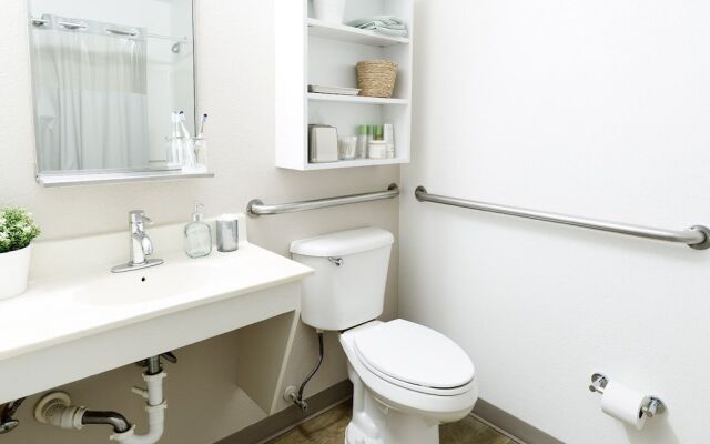 InTown Suites Extended Stay Nashville TN - Bell Road