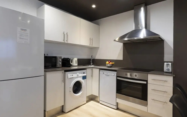 AB Eixample Rosselló Apartment