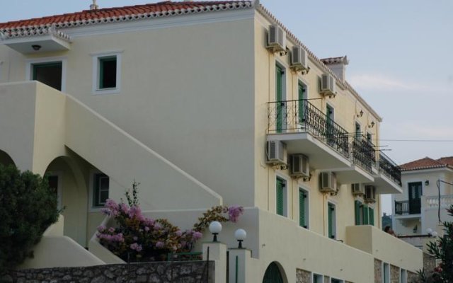 Nikos Dimitris Apartments