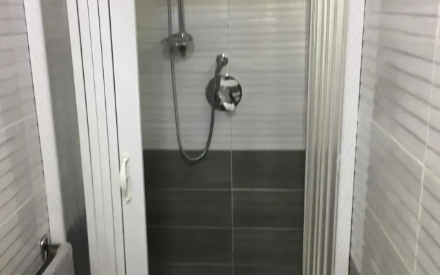 Dante Rooms