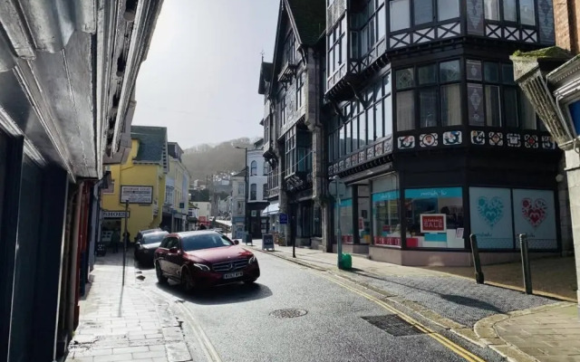 The End House - Cosy and central (Dartmouth)
