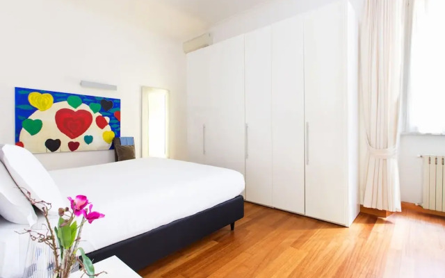 Bernini Near Trevi Fountain