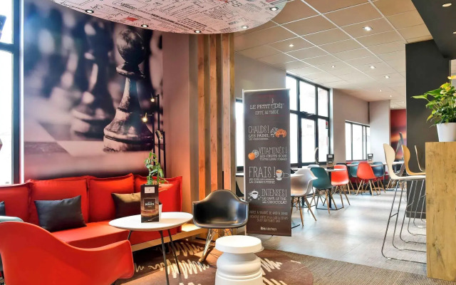 ibis Saint Quentin Basilique