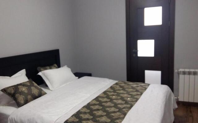 Prado Apartment Avlabari