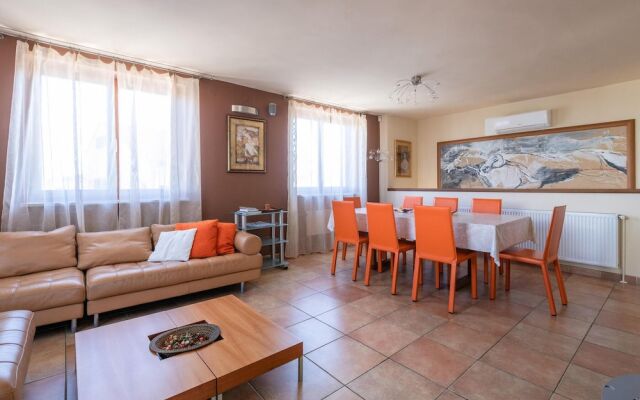 Awesome Home in Vrsar With Wifi and 4 Bedrooms