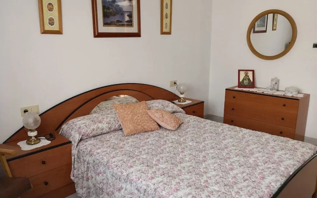 Villa con jardín piscina y cerca playa
