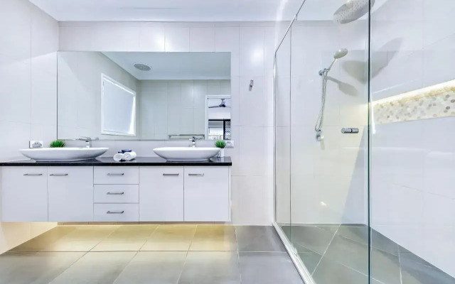 Airlie Beach Home