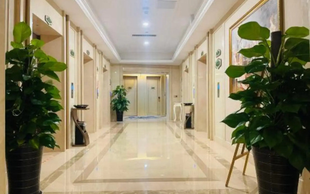 Vienna International Hotel (Longyan Business Center)