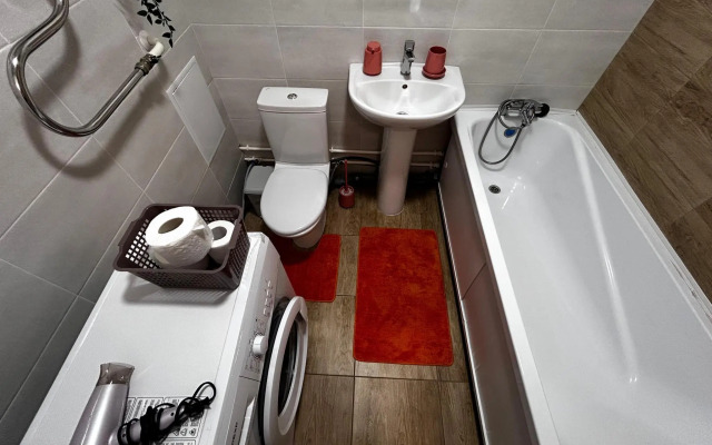 Апартаменты на улице Титова 254/1