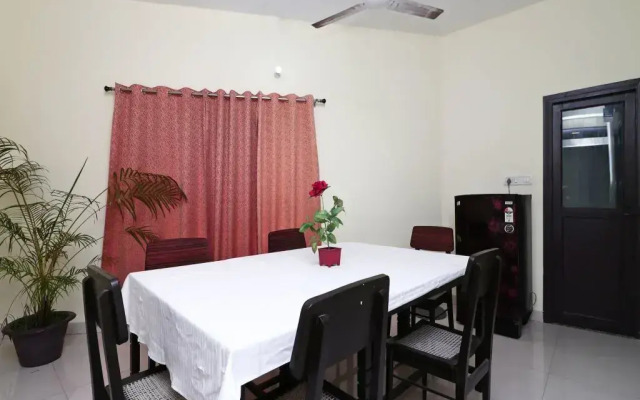 Hotel Royal Monarch by OYO Rooms