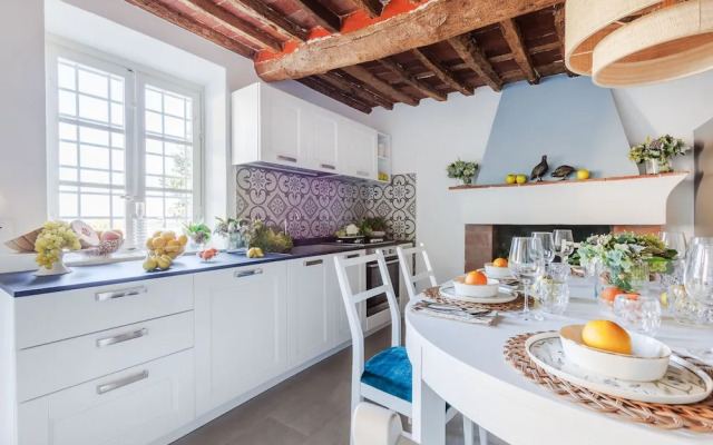 Villa Podere Falcione