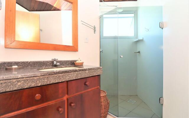 Localização privilegiada a 30m do mar - MM02H