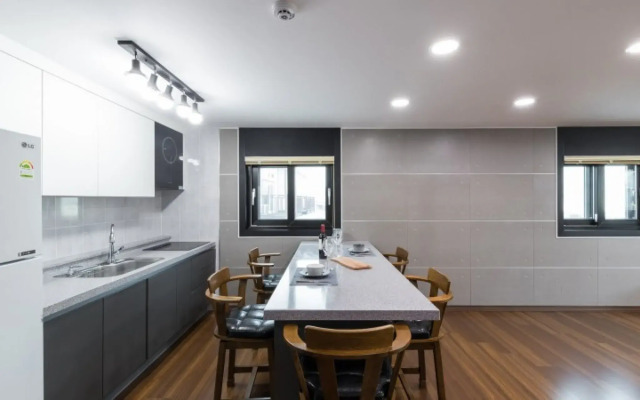 Uljin Blue Ara Pension