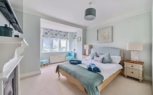 Mallacleave House