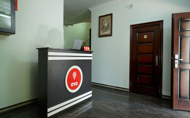 OYO 12224 Karoli Inn