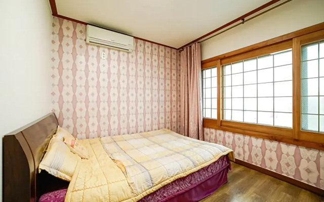 Ganghwa Sollaeum Mushroom Pension