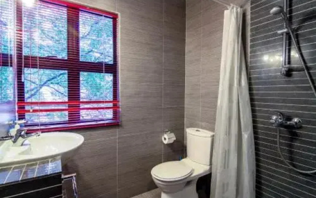 Mayang Deluxe Apartment