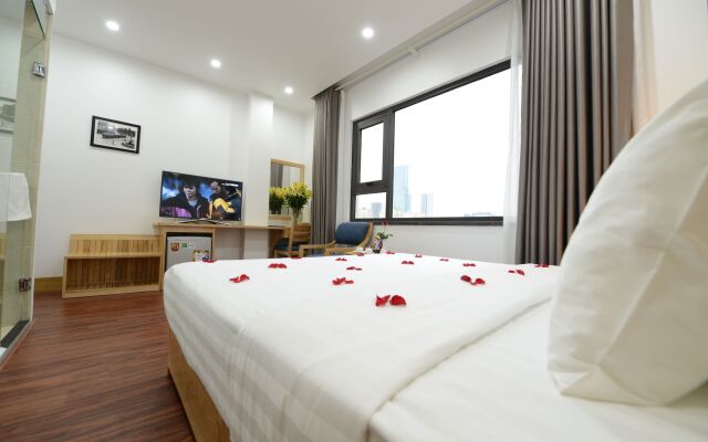 Blue Hanoi Inn City Hotel