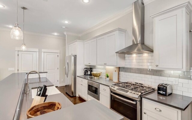 Harribo Townhome - Walk Everywhere - Downtown Fay