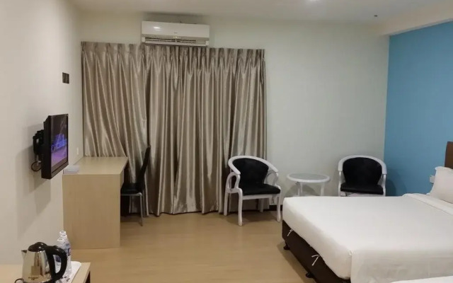 MJ Hotel