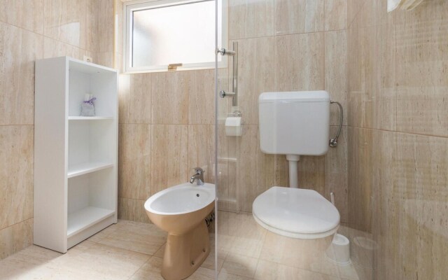 Beautiful Home in Kanfanar With Wifi and 2 Bedrooms