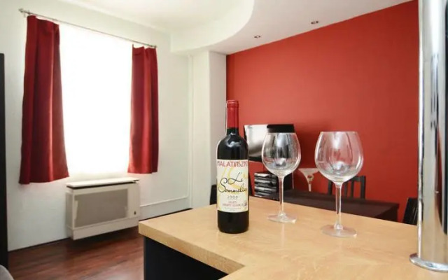 Romantic and Quiet Apartment