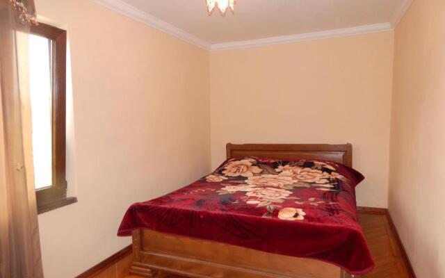 400 meters from the sea