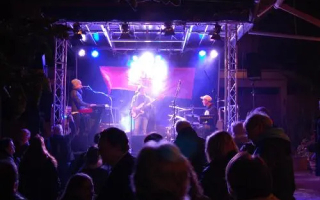 HEINRICHs winery bed & breakfast