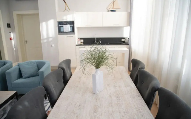 Апарт-отель WoodenVilla