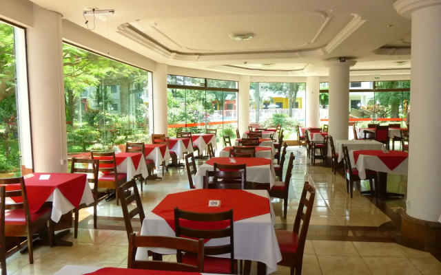 Iguassu Holiday Hotel