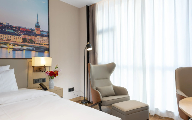 Vienna International Hotel Deng Zhou YingBinGuan