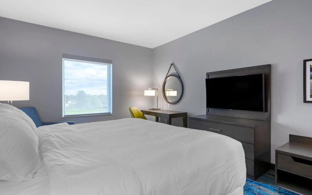 Comfort Inn & Suites Adrian