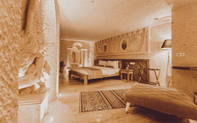 Nino Cave Suites