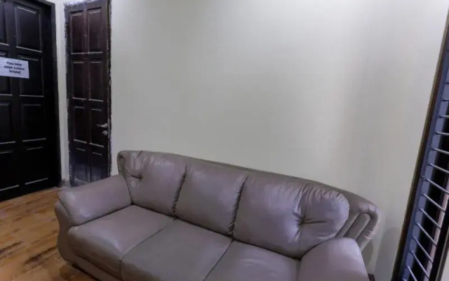 Point Inn by OYO Rooms