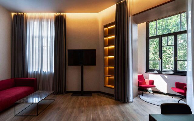 Radisson Red Tbilisi