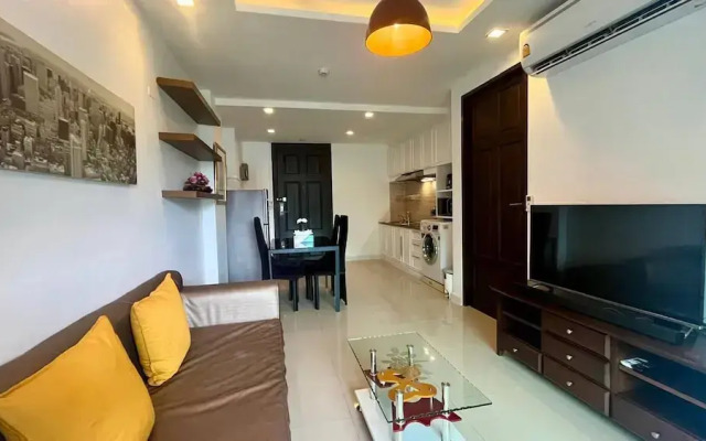 Large 1 Bedroom1 Bathroom 1 km Walking to Patong