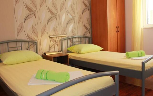 Apartments Rajna