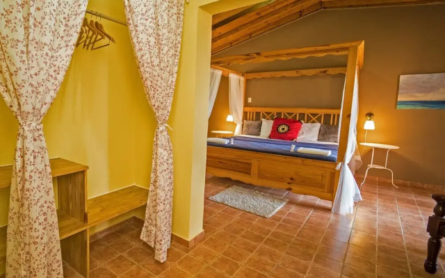 Villas del Lago Lake Resort & Campground