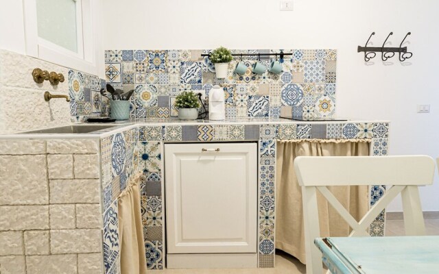 Piccola Luna Cozy Home