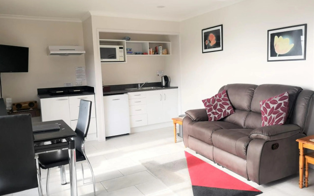 Abri Apartments