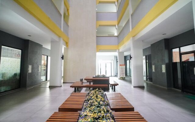 KoolKost @ Sentra Timur Premiere