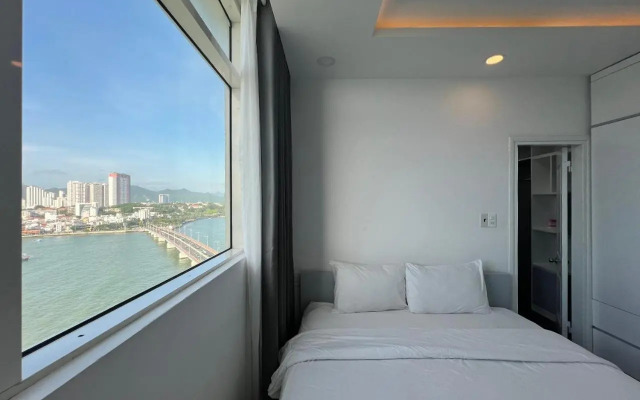 Royal Apartment in Muong Thanh